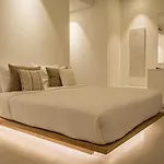 Mykonos Dove Beachfront Hotel